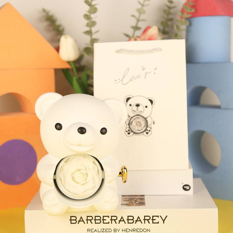 Medvjedić s Vječnom Ružom